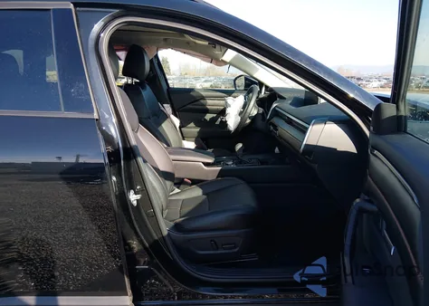 2025 Mazda Cx-50 Hybrid Premium Package из США, поврежденный, VIN 7MMVAADW9SN114995